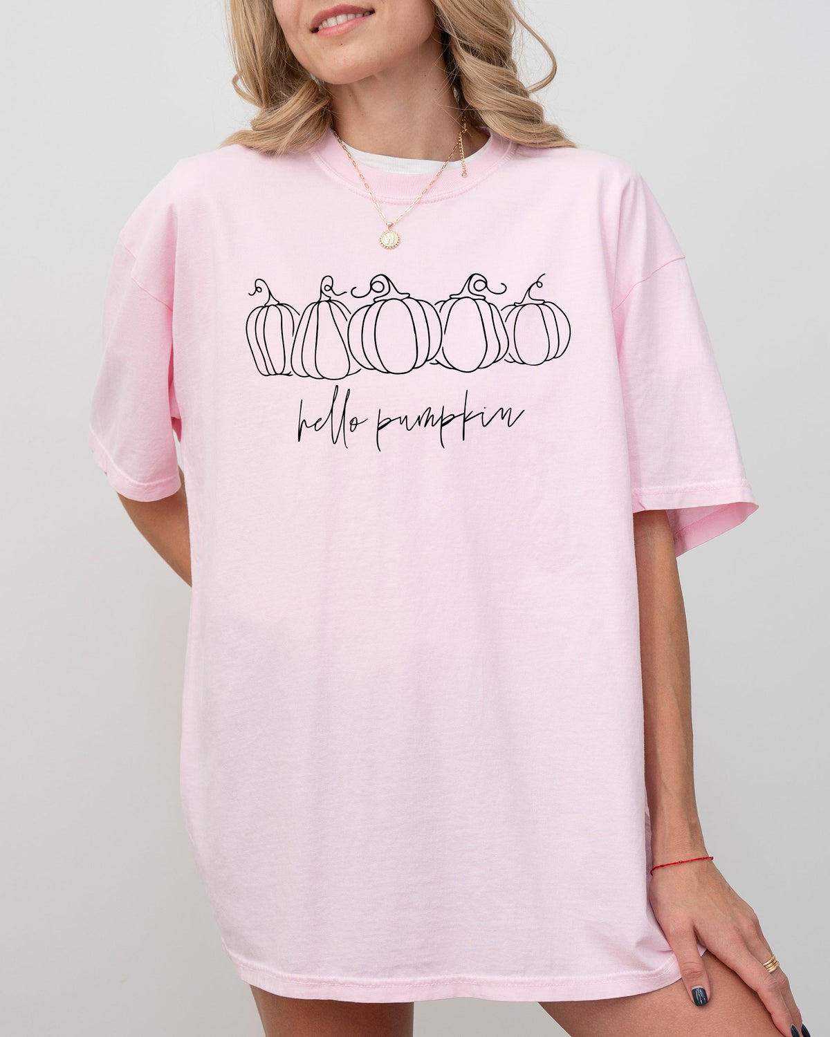 Hello Pumpkin Minimal Line Art Autumn Halloween Cozy Vintage Aesthetic Comfort Colors Tee